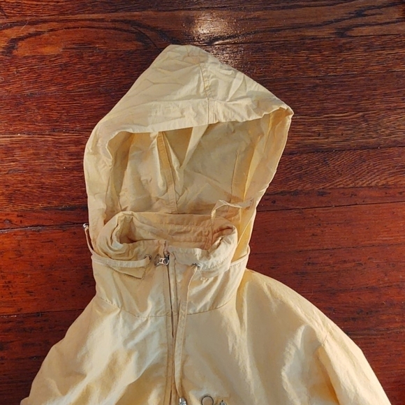 Talbots Petites Yellow Windbreaker Sz P - Picture 9 of 11